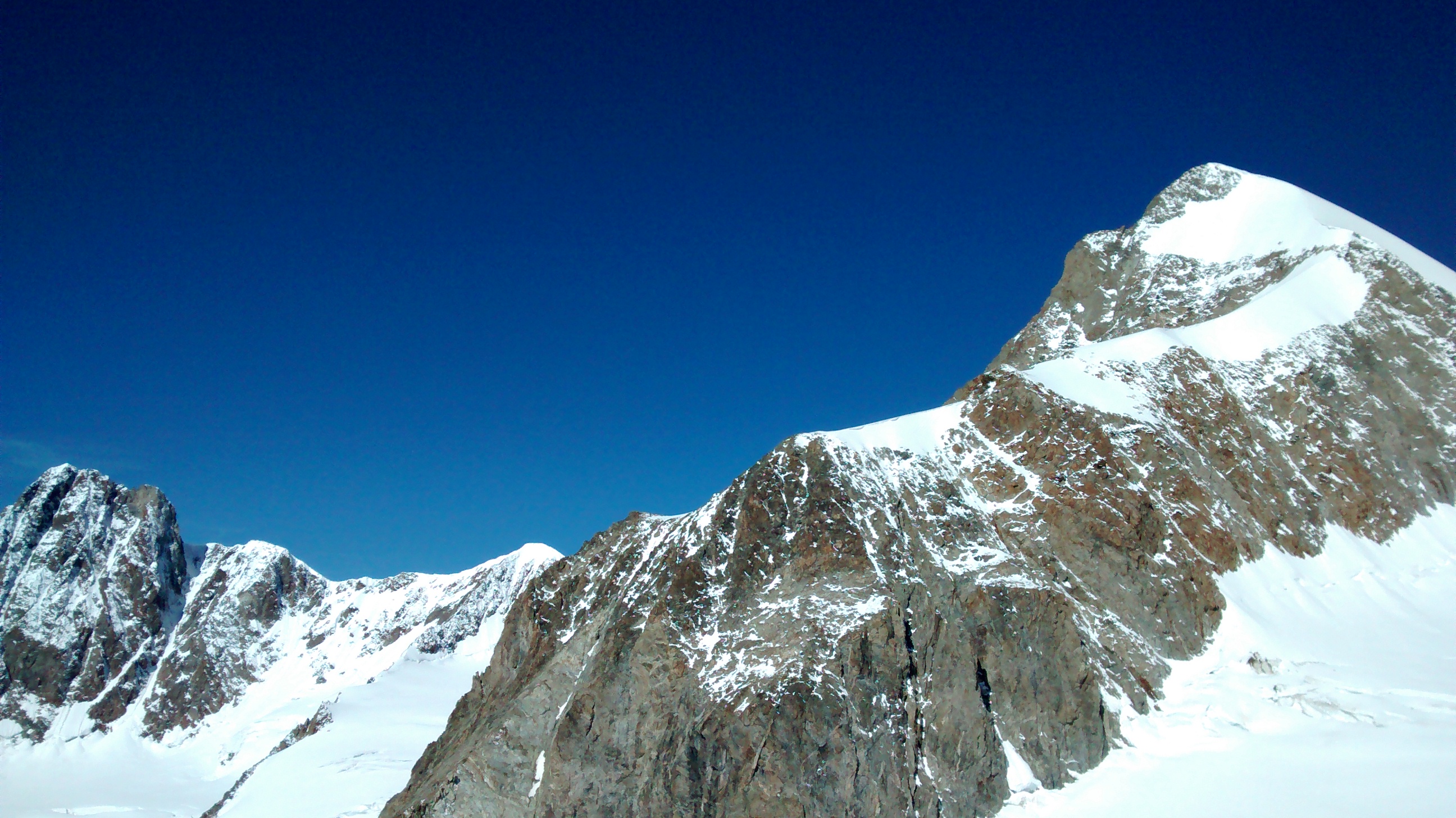 Aiguille de Tré-la-tête